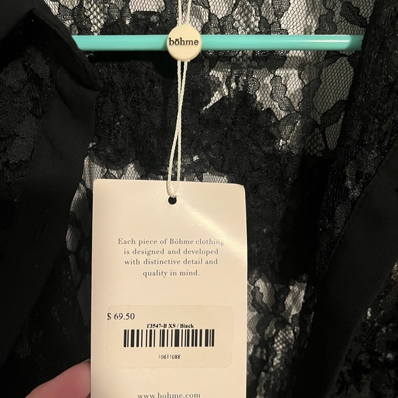 Floral top - Picture 4 of 4